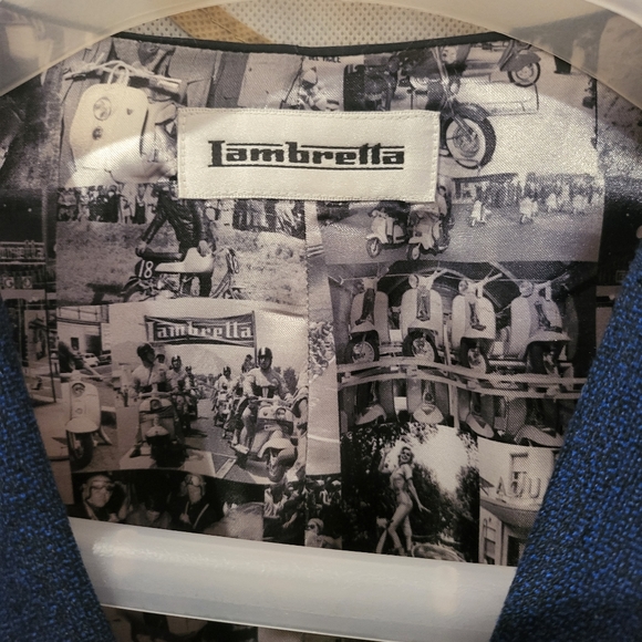 LAMBRETTA Tailored Vest with Notch Lapel - Picture 3 of 8